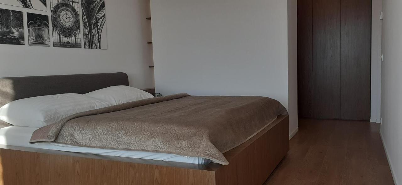 Apartamenty I.M.A Towarowa Poznań Exteriör bild