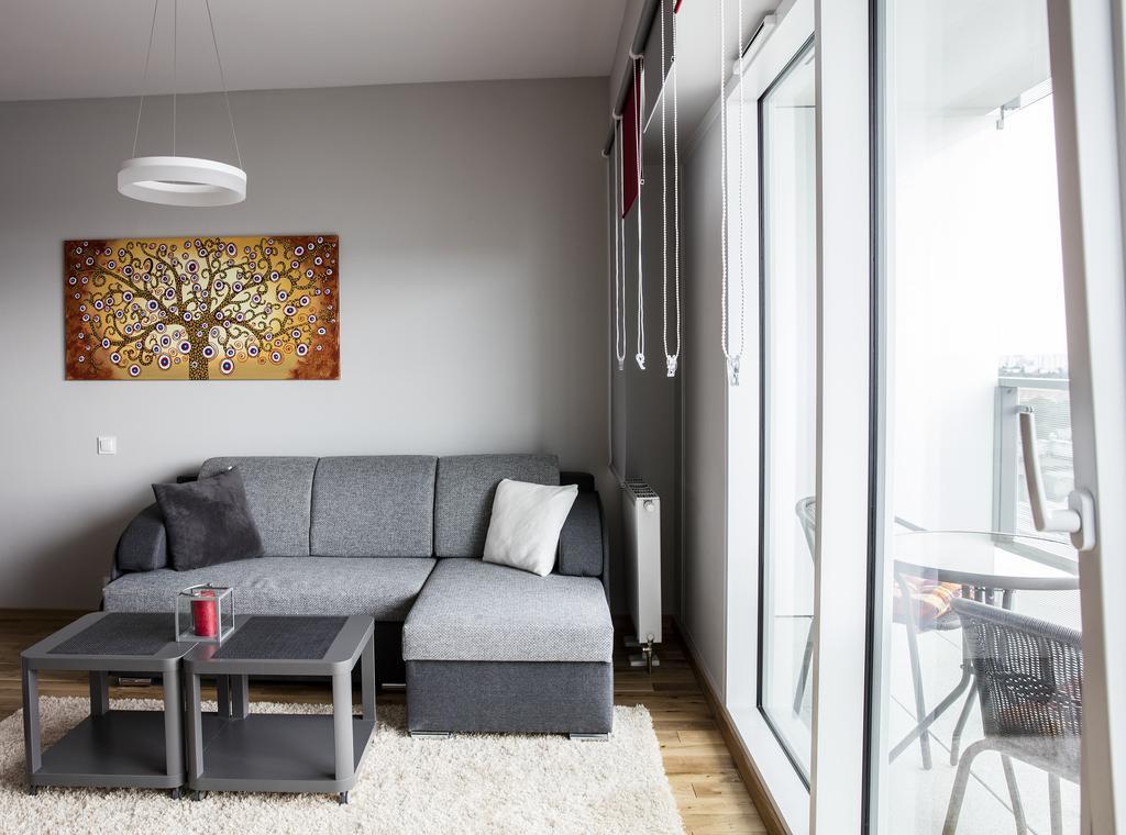 Apartamenty I.M.A Towarowa Poznań Exteriör bild