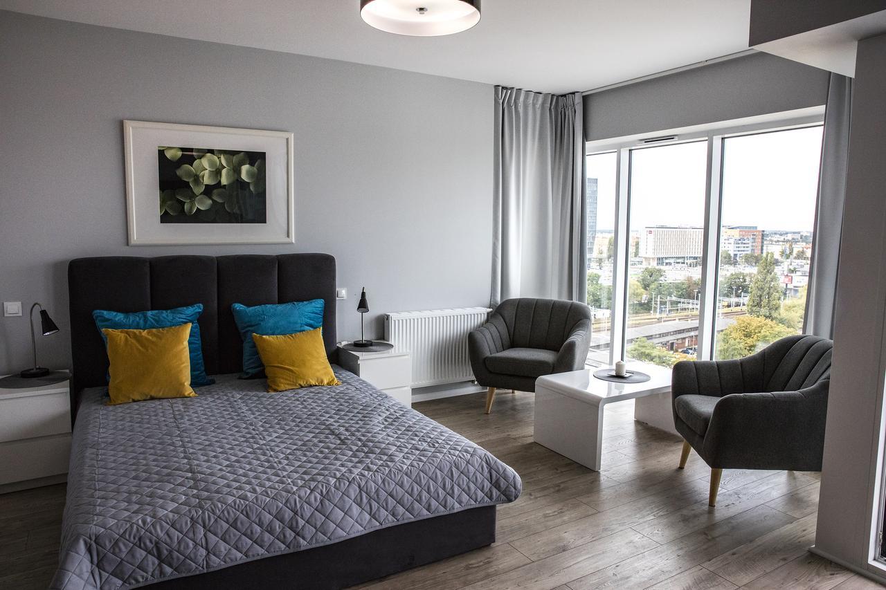 Apartamenty I.M.A Towarowa Poznań Exteriör bild