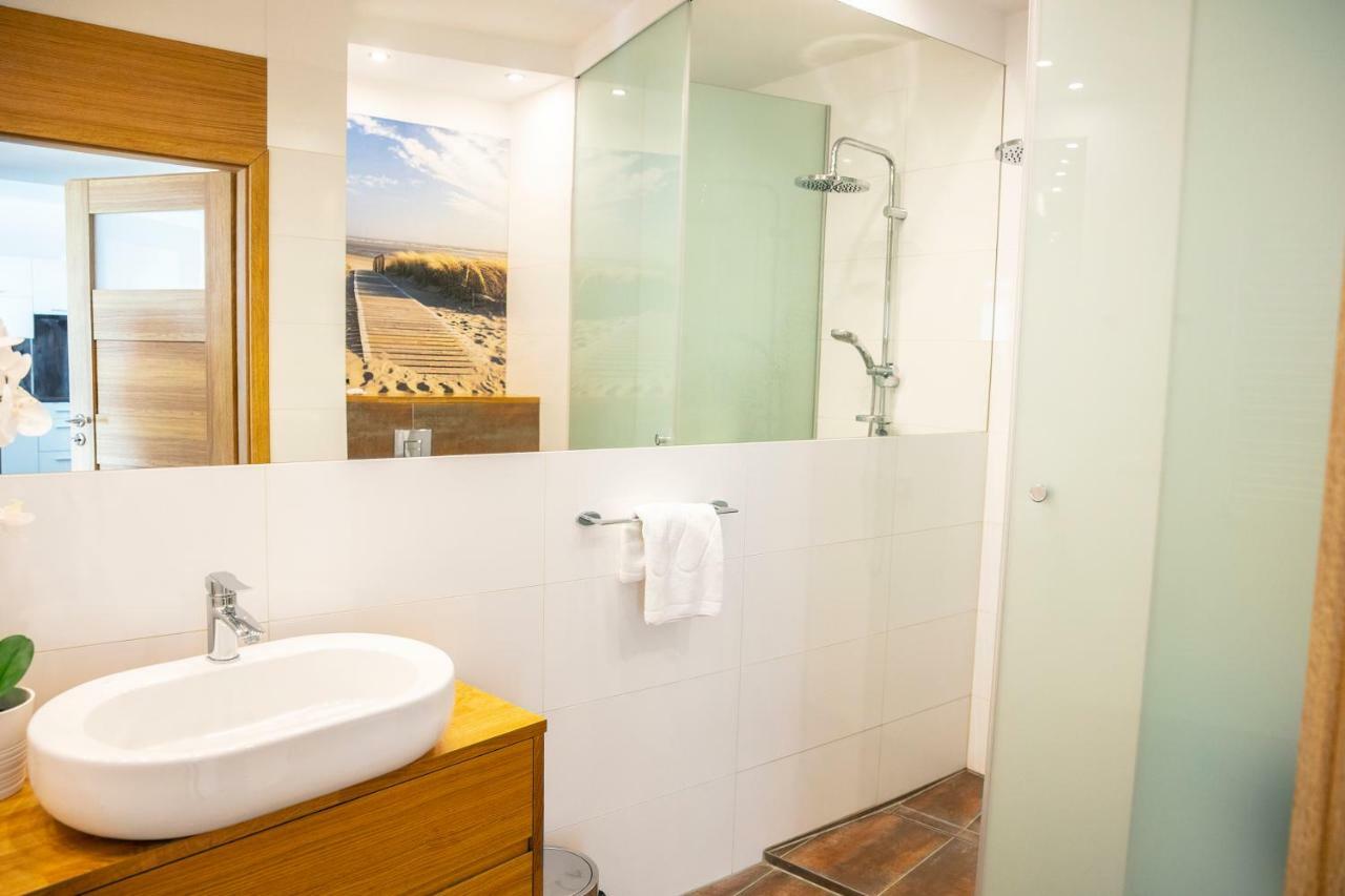 Apartamenty I.M.A Towarowa Poznań Exteriör bild