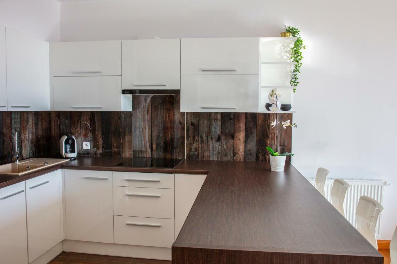 Apartamenty I.M.A Towarowa Poznań Exteriör bild