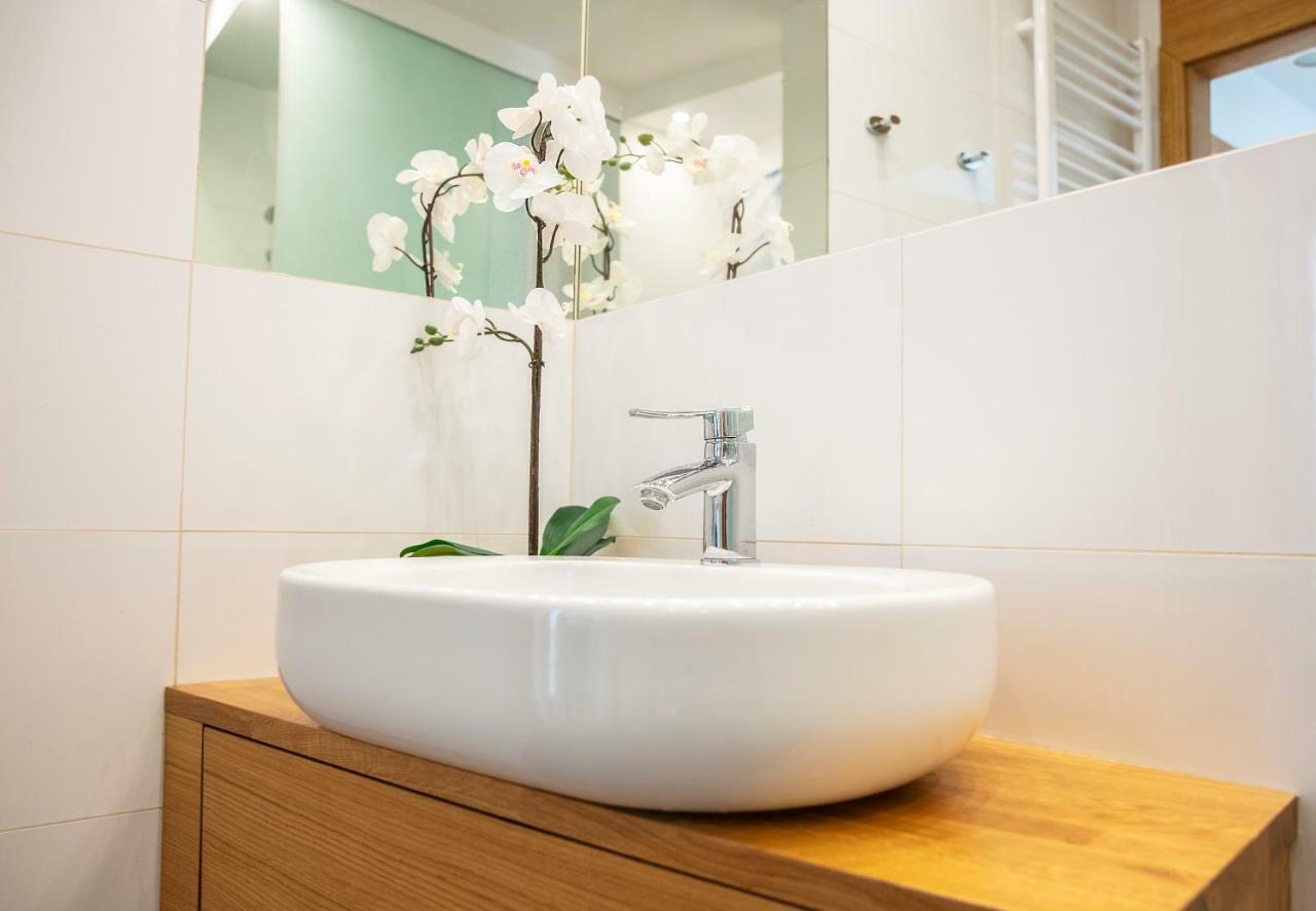 Apartamenty I.M.A Towarowa Poznań Exteriör bild