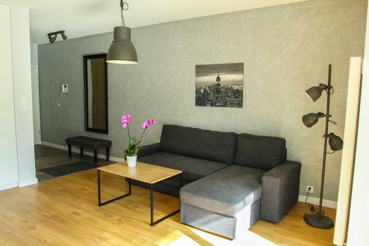 Apartamenty I.M.A Towarowa Poznań Exteriör bild